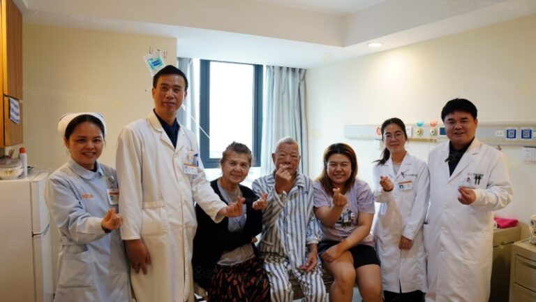 Một chữ bẻ đôi không biết tiếng Trung, làm sao đưa bố mẹ sang Quảng Châu chữa bệnh an toàn?